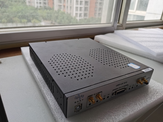 kopen Scalable 120MHz Ingebedde STR USRP 2950 Hoge Prestatiessoftware Bepaalde Radio online vervaardiging