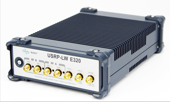 Ettus USRP E320 Compatibel. USRP-LW E320 2T2R RF 70 MHz-6 GHz 56 MHz BW Elke 12-bit ADC/DAC USRP Software Defined Radio Device