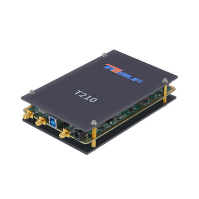 USRP Software Defined Radio met 70 MHz-6 GHz frequentiebereik, 56 MHz bandbreedte en 2T2R kanalen